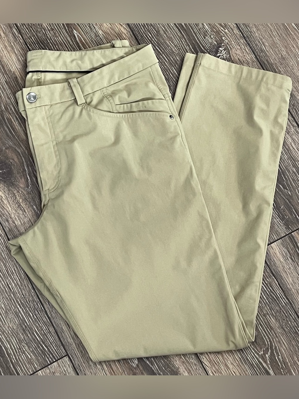 Lululemon ABC Classic Fit Pants Mens size 36x32 Athleisure